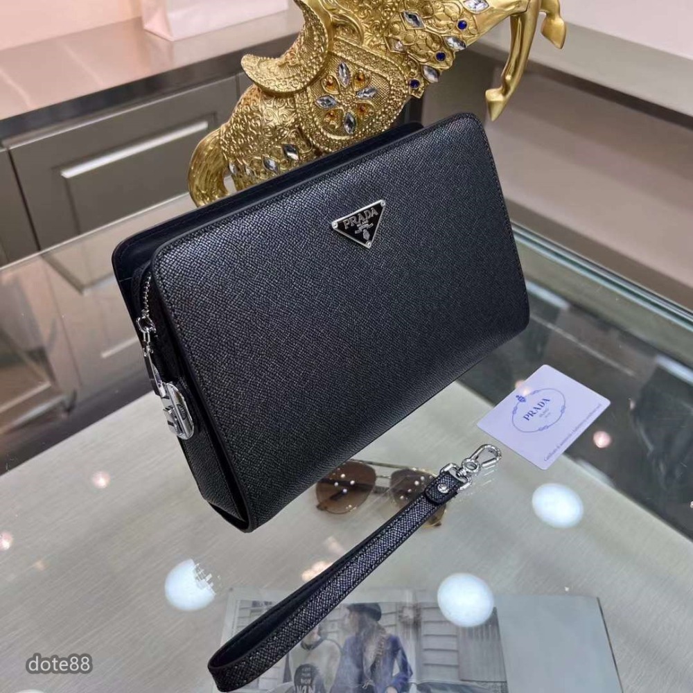 Prada普拉達新款手拿包採用進口牛皮製作頂級拋光不銹鋼飾面金屬配件正面外部三角形珐琅徽標簡單大方商務.節日生日禮物-細節圖3