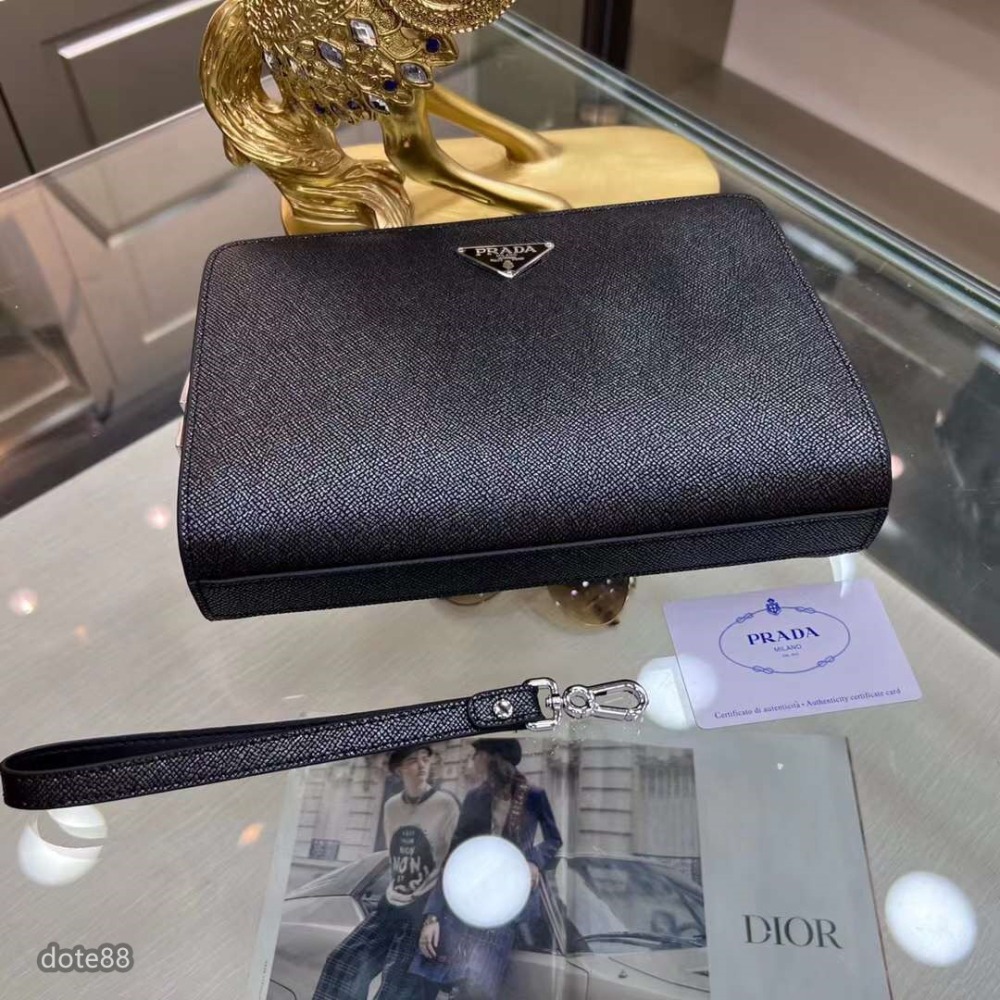 Prada普拉達新款手拿包採用進口牛皮製作頂級拋光不銹鋼飾面金屬配件正面外部三角形珐琅徽標簡單大方商務.節日生日禮物-細節圖8