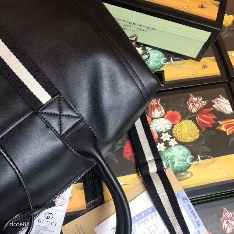 BALLY巴厘新款式男士旅行袋手提包進口二層皮定制專用五金拉鍊拉合順滑休閒 運動健身包百搭 簡約 時尚潮流行  奢華-細節圖5