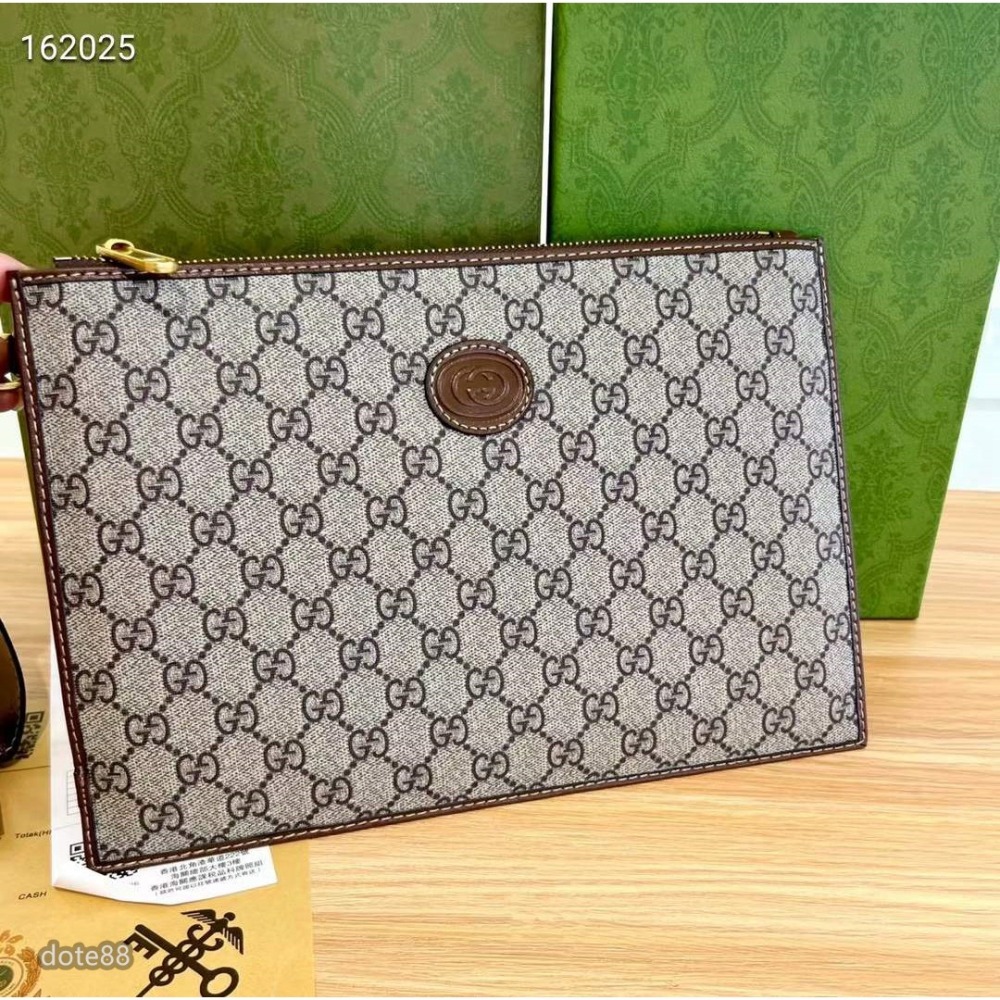 GUCCI古馳互扣式雙G手拿包內裡耐磨休閒 運動 逛街 宴會  晚宴  交換禮物  父親節禮物出門必備  百搭 簡約-細節圖3