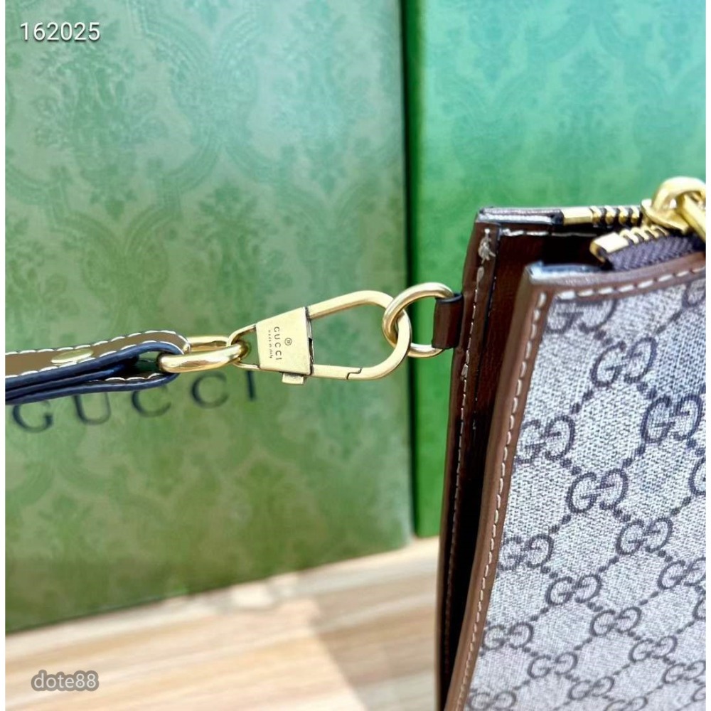 GUCCI古馳互扣式雙G手拿包內裡耐磨休閒 運動 逛街 宴會  晚宴  交換禮物  父親節禮物出門必備  百搭 簡約-細節圖7