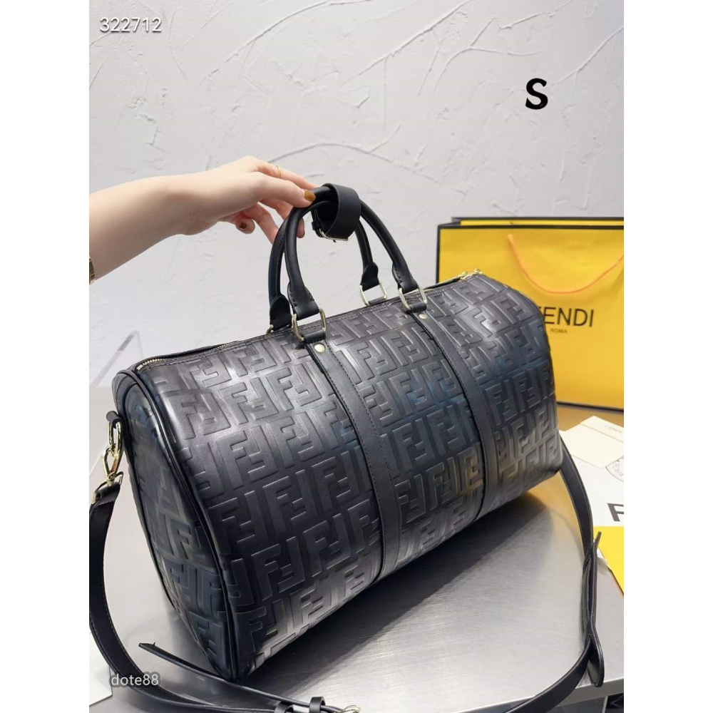 芬迪Fendi機場旅行包又百搭大容量 男女通用款 時尚手提袋 性價比超高 簡約衣服/鞋子超能裝 出門必備 奢華  素色-細節圖3