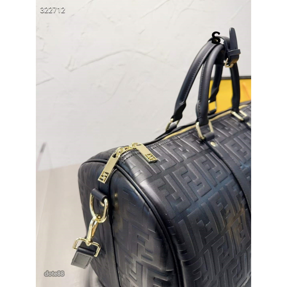 芬迪Fendi機場旅行包又百搭大容量 男女通用款 時尚手提袋 性價比超高 簡約衣服/鞋子超能裝 出門必備 奢華  素色-細節圖6