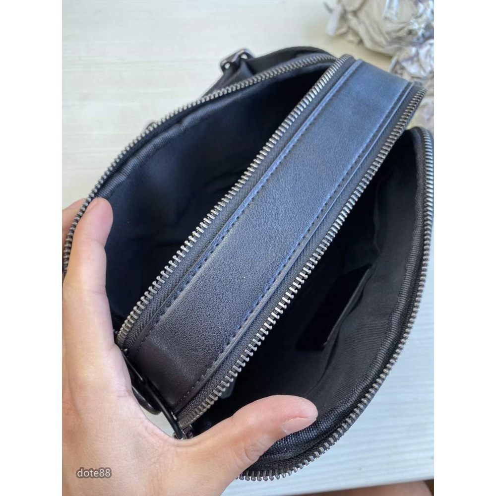 coach蔻馳男士單肩背斜挎包大容量輕便實用出門必備雙拉鍊雙隔層百搭有型簡約時尚潮流行休閒逛街生日節日情人節禮物-細節圖7