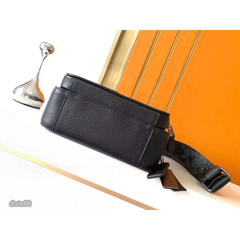 coach蔻馳棕色男士單肩包郵差包大容量輕便實用帶手機袋便捷扣開合出門必備百搭有型簡約時尚潮流行休閒逛街生日禮物情人節-細節圖4