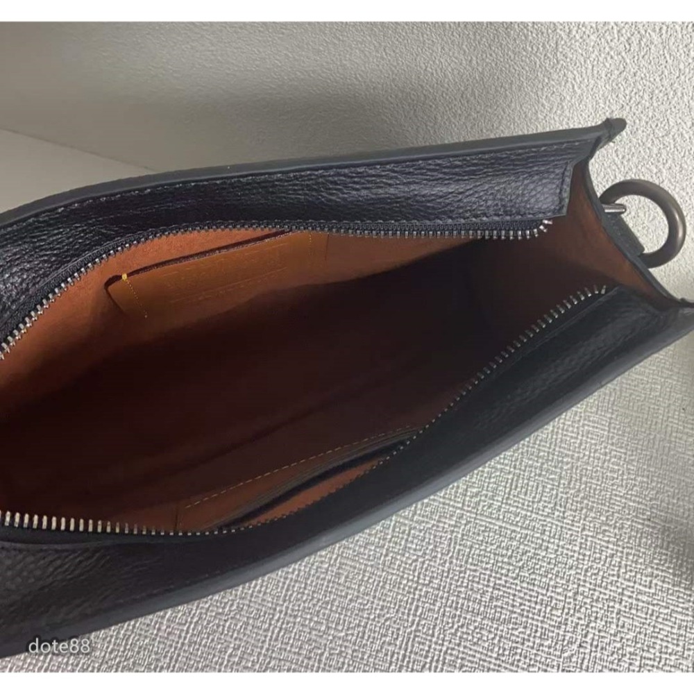 coach蔻馳男包單肩斜挎包大容量帶耳機包可可調節肩帶輕便實用出門必備百搭有型簡約時尚潮流行休閒逛街生日禮物情人節禮物-細節圖5