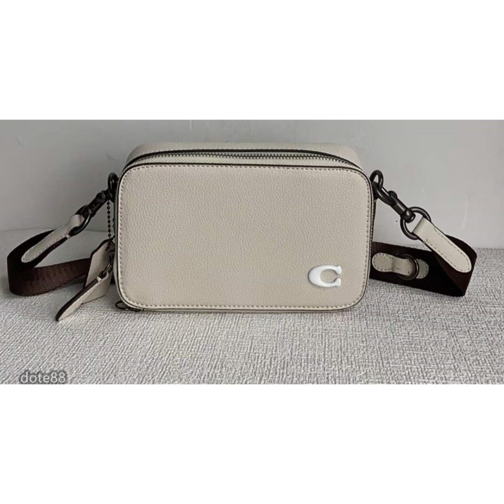 coach蔻馳男包斜挎相機包大容量耳機包多功能袋拉鍊開合輕便實用出門必備百搭簡約時尚潮流休閒逛街生日禮物情人節禮物-細節圖3