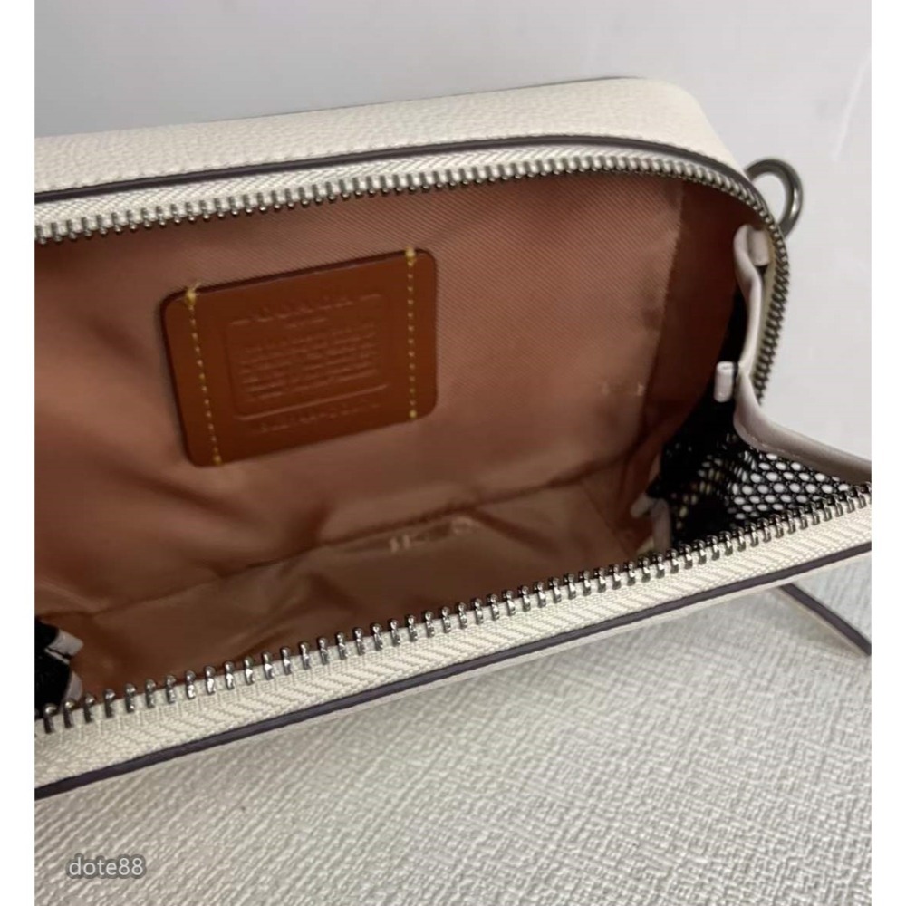 coach蔻馳男包斜挎相機包大容量耳機包多功能袋拉鍊開合輕便實用出門必備百搭簡約時尚潮流休閒逛街生日禮物情人節禮物-細節圖8