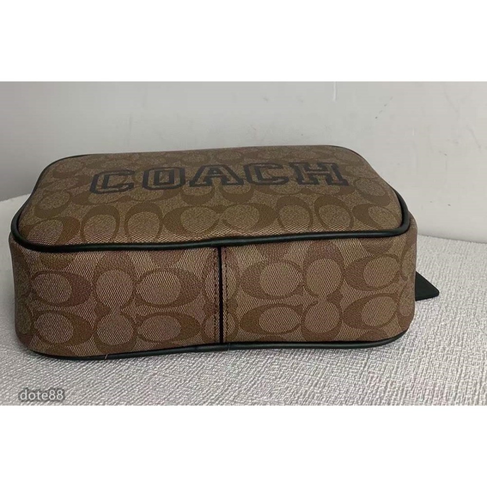 coach蔻馳男包斜挎相機包大容量耳機包多功能袋拉鍊開合輕便實用出門必備百搭簡約時尚潮流休閒逛街生日禮物情人節禮物-細節圖7