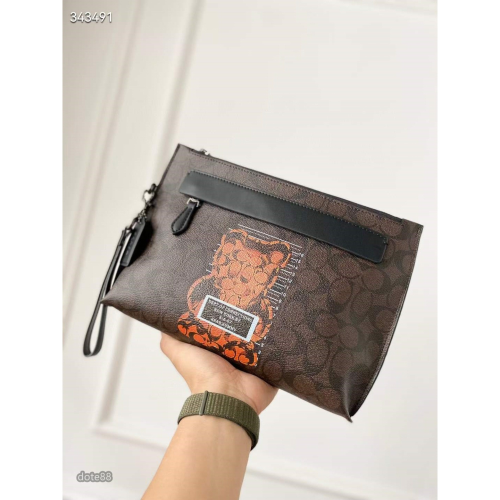 coach蔻馳專櫃新款手拿包大容量內部有夾層輕便實用出門必備百搭有型簡約時尚潮流行休閒逛街生日禮物情人節禮物-細節圖3