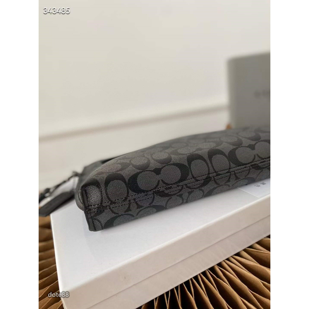 coach蔻馳專櫃新款手拿包大容量內部有夾層輕便實用出門必備百搭有型簡約時尚潮流行休閒逛街生日禮物情人節禮物-細節圖6