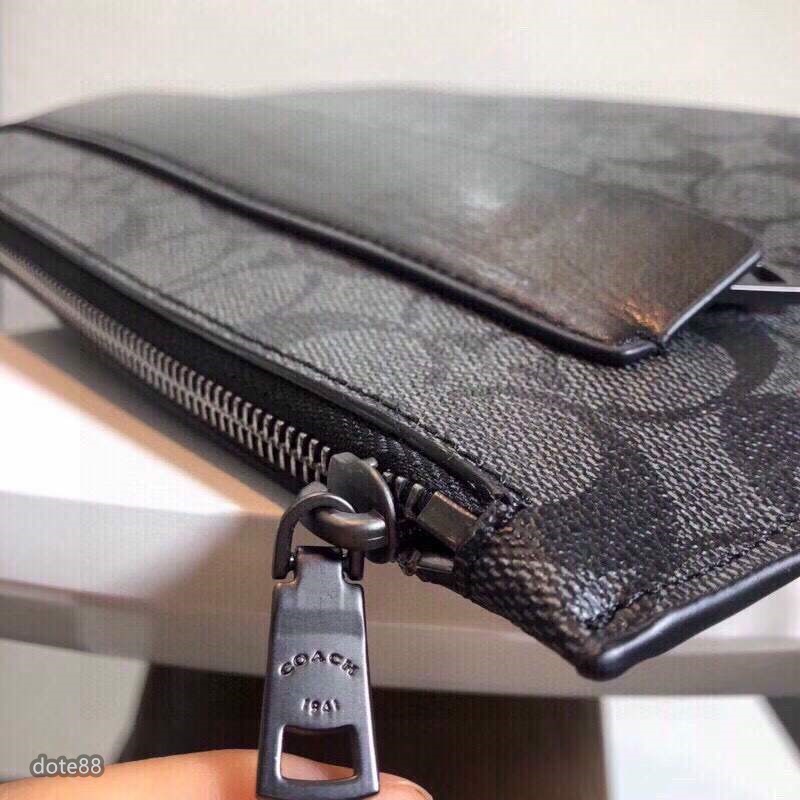 coach蔻馳男士手拿包大容量送父親有夾層輕便實用出門必備百搭有型簡約時尚潮流行休閒逛街生日禮物情人節禮物-細節圖6