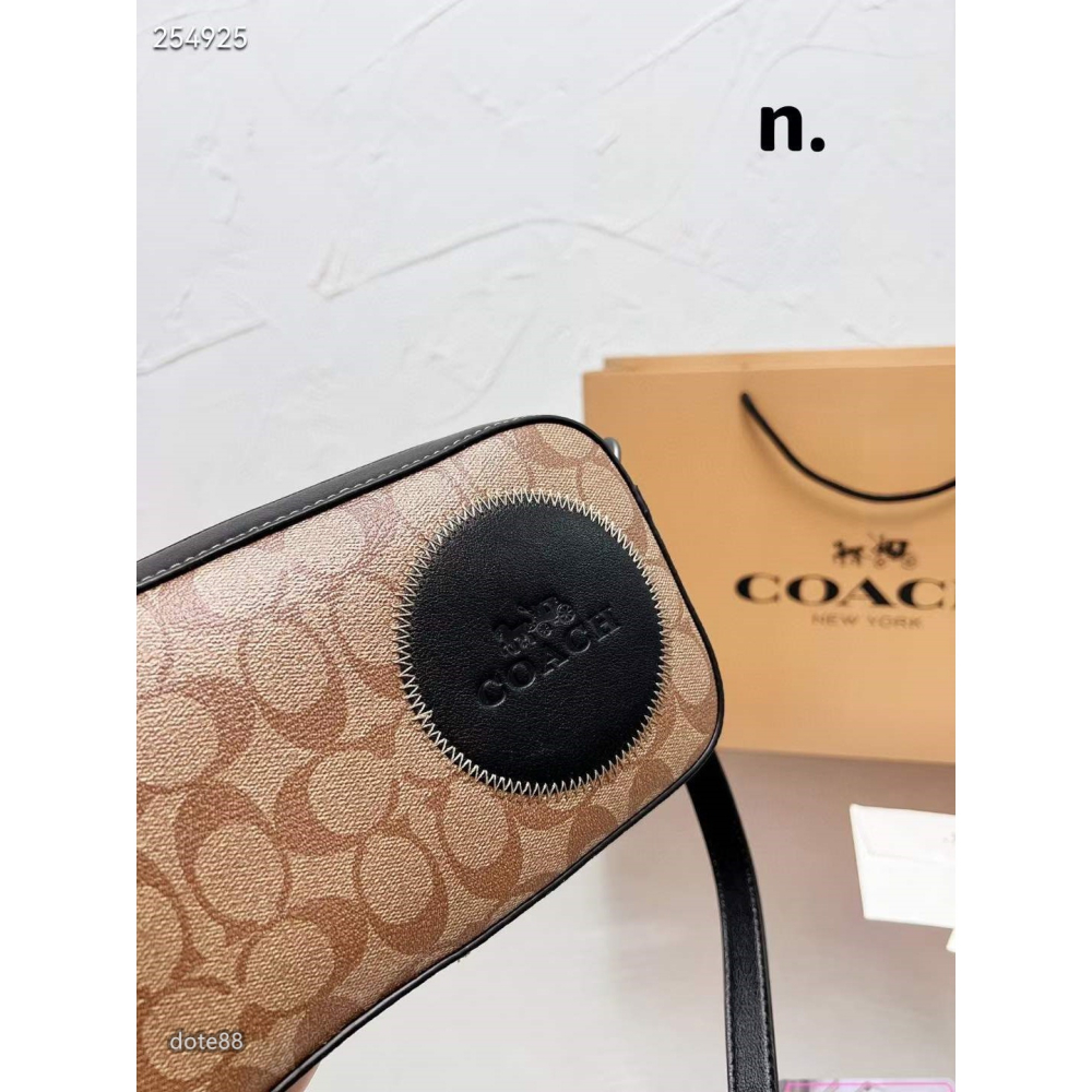 coach蔻馳男士相機包單肩包耐磨耐用簡便實用大容量有夾層輕便實用出門必備百搭有型簡約時尚潮流行休閒逛街生日情人節禮物-細節圖2