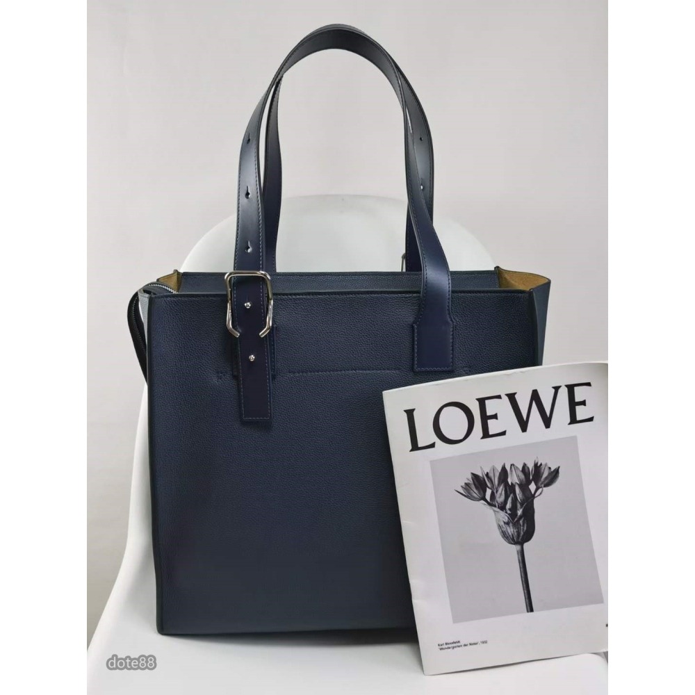 Loewe Buckle Tote手袋新版本帶拉鍊可手提男仕托特包背感舒適藍色簡約大氣可調節肩帶耐磨耐用簡便實用送禮物-細節圖3