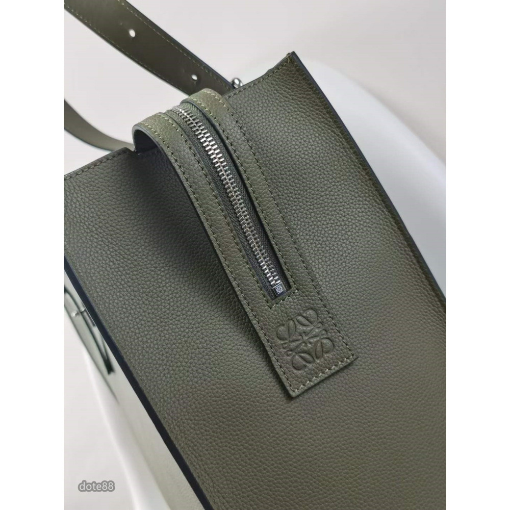 Loewe Buckle Tote折疊頂瓣關閉與雙扣緊固簡約可調節肩帶耐磨耐用簡便實用經典印花大容量內部有夾層輕便實-細節圖6