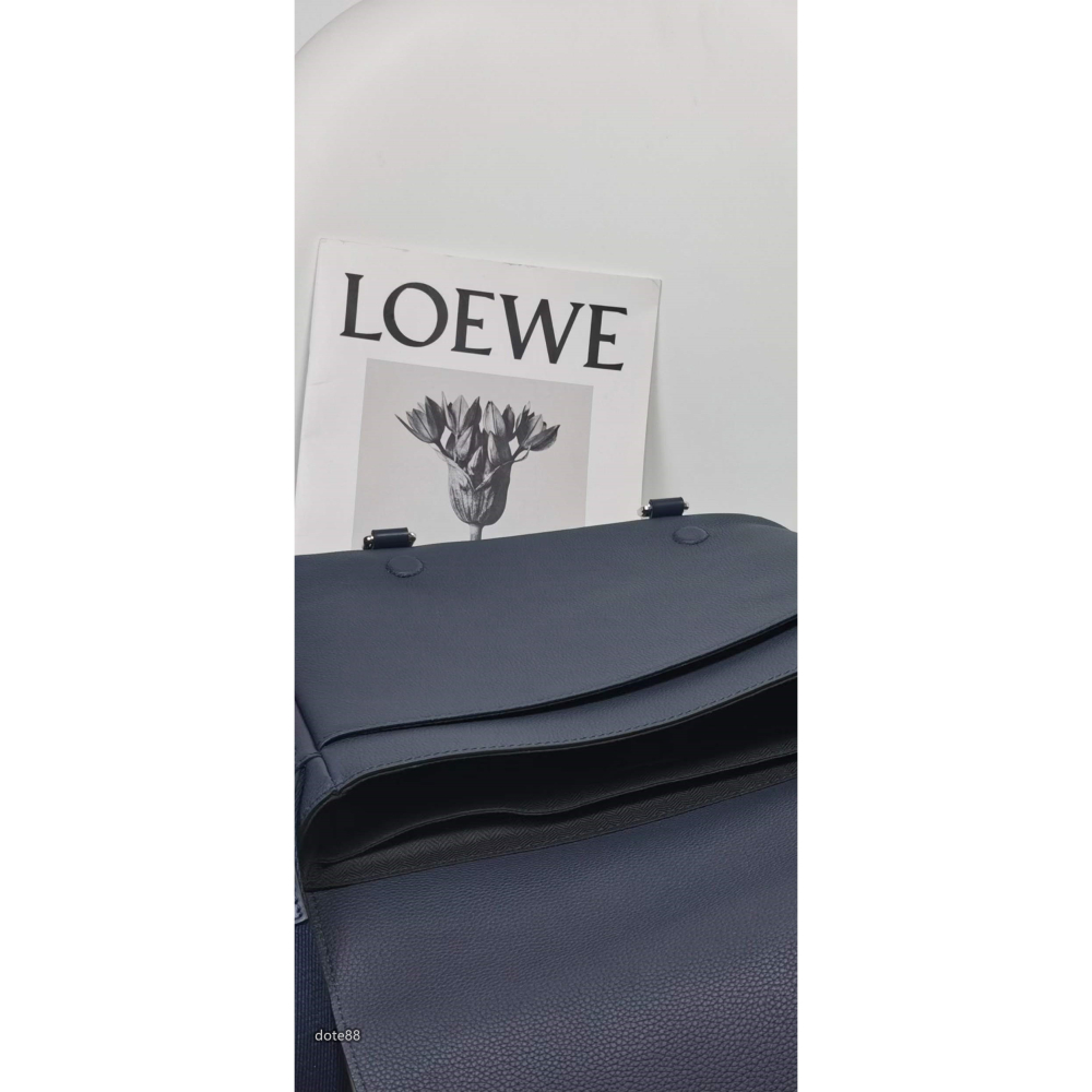 Loewe Buckle Tote簡約大氣可調節肩帶耐磨耐用簡便實用大容量內部有夾層輕便實送男友生日節日禮物百搭潮流-細節圖6