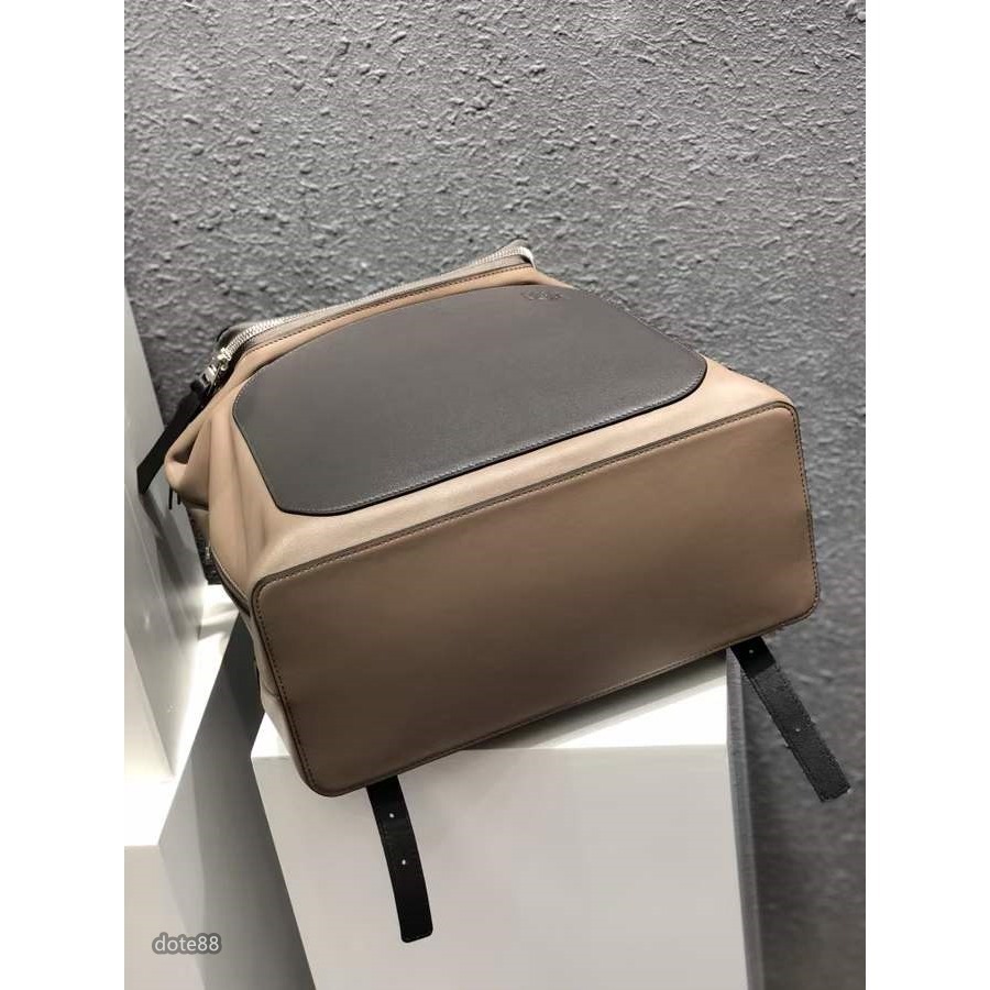 Loewe 羅意威新款男士雙肩包背包簡約耐磨耐用實用大容量輕便出門必備送男友禮物休閒逛街生日情人節禮物百搭簡約-細節圖5