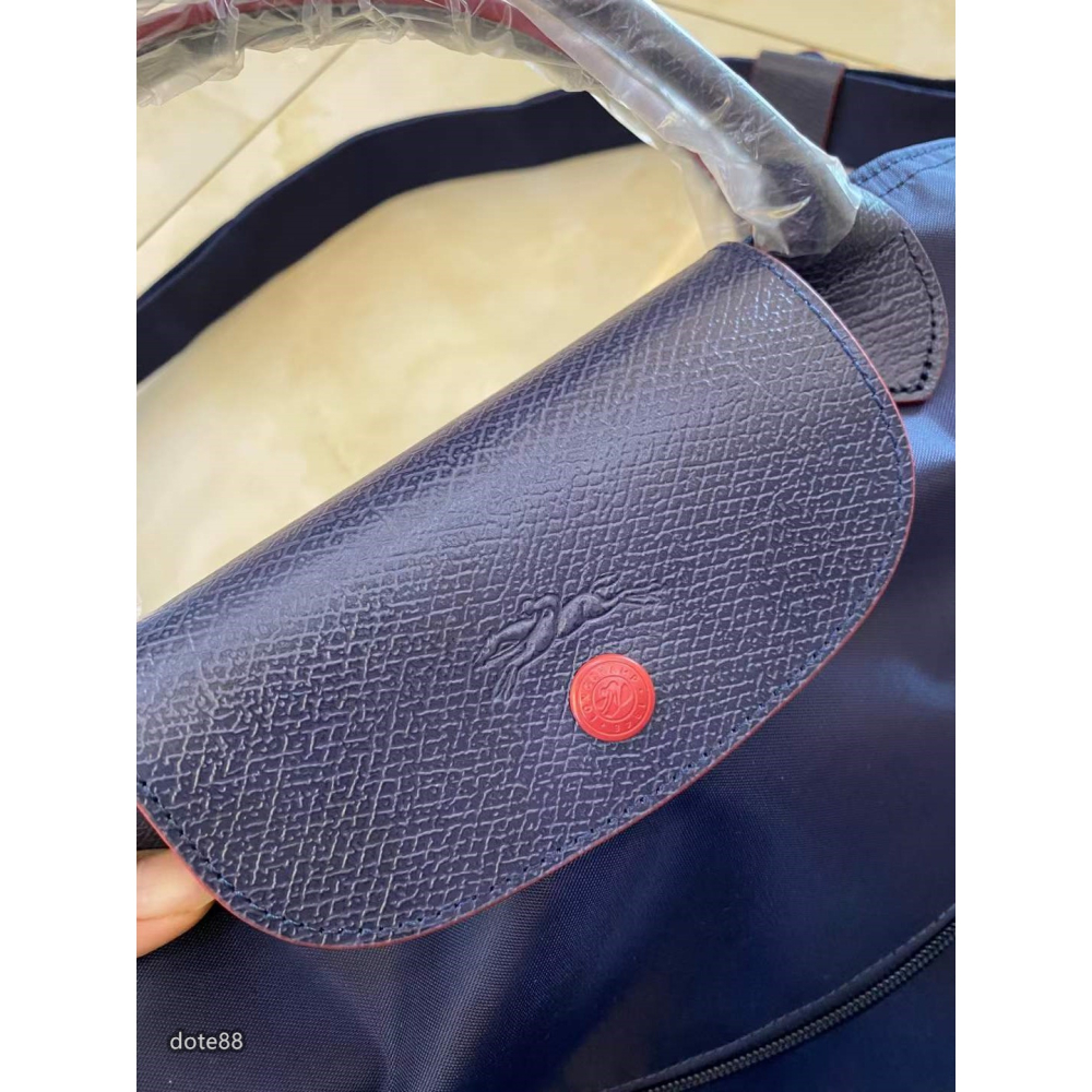 【Longchamp】旅行袋手提袋尼龍材質耐磨簡便大容量輕便實用出門必備簡約百搭優雅潮流行休閒逛街生日情人節禮物-細節圖3