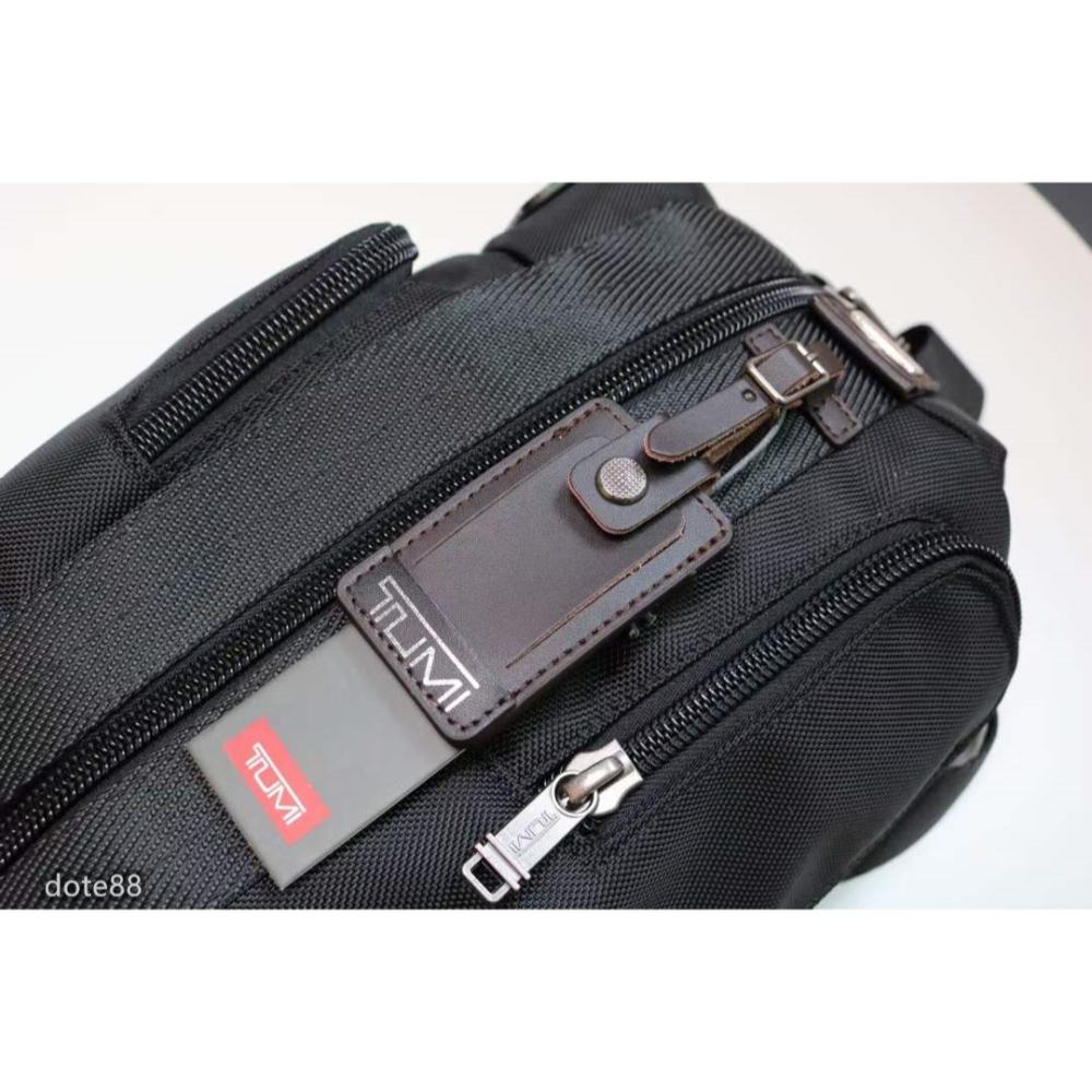 【Tumi】途米彈導尼龍男士斜挎胸包單肩包胸包手機包錢包送禮物耐磨耐用簡便實用大容量有夾層輕便實用出門必備簡約時尚-細節圖7