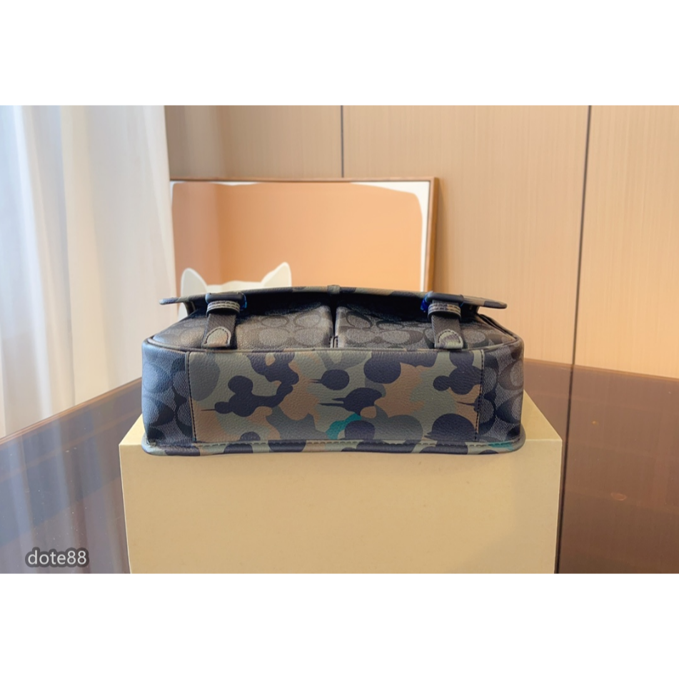 【coach】蔻馳男士郵差包單肩包手機包新配色青春氣息輕便實用出門必備百搭有型簡約時尚潮流休閒逛街生日禮物情人節禮物-細節圖5