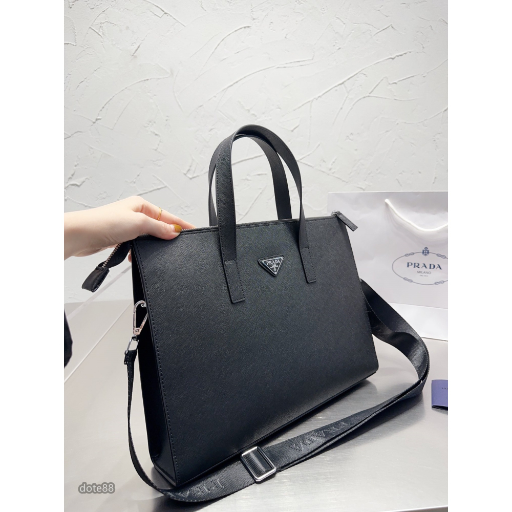 【Prada】普拉達男士公事包手提包筆電包經典三角標可調肩帶多隔層耐磨耐髒多功能簡便實用送領導老公生日禮物出門出差必備-細節圖2