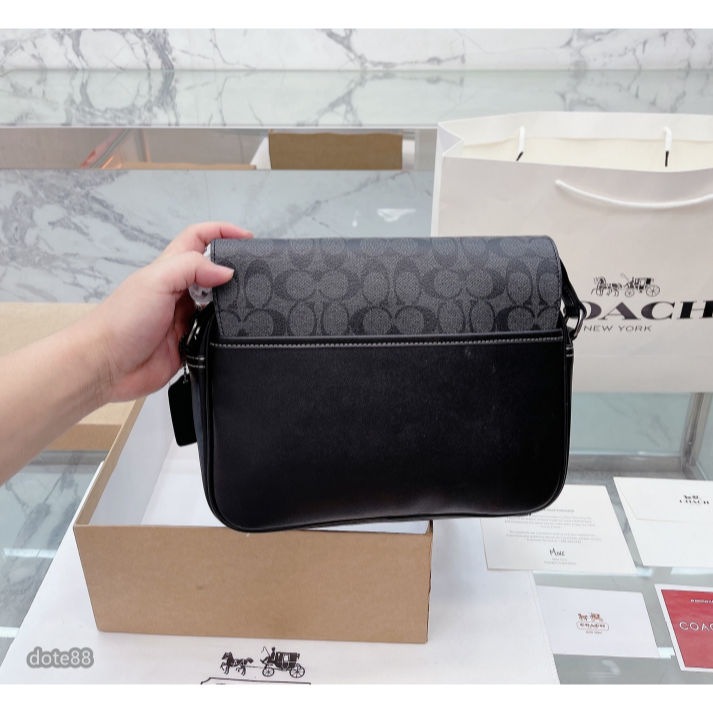 【coach】蔻馳男士女士單肩包郵差包斜挎包手機包經典印花大容量輕便實用出門必備送男友女友禮物百搭有型簡約時尚潮流休閒-細節圖4
