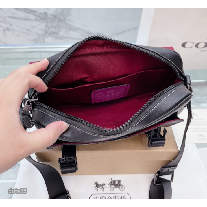 【coach】蔻馳男士女士單肩包郵差包斜挎包手機包經典印花大容量輕便實用出門必備送男友女友禮物百搭有型簡約時尚潮流休閒-細節圖9