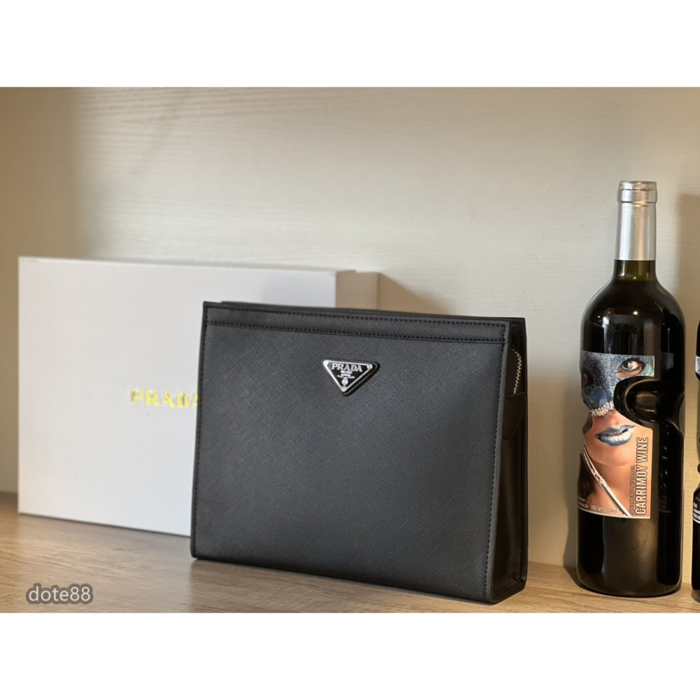 【Prada】普拉達男士手拿包三角標送男友生日禮物可調節肩帶多隔層耐磨多功能簡便實用出門必備簡約時尚百搭潮流休閒逛街-細節圖4