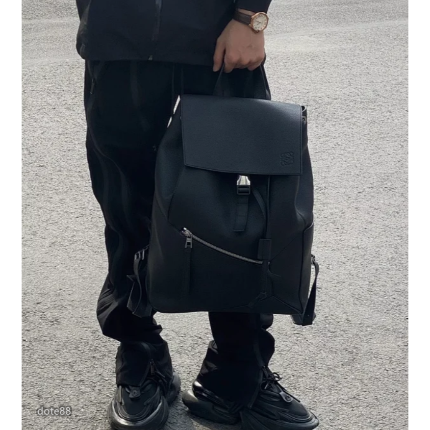 【Loewe】男生雙肩包背包手提包簡約大氣可調節肩帶耐磨耐用簡便實用經典印花大容量內部有夾層輕便實送男友生日節日禮物-細節圖2