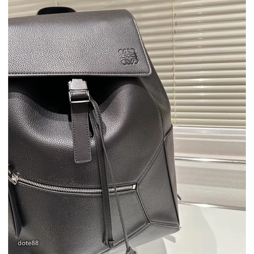 【Loewe】男生雙肩包背包手提包簡約大氣可調節肩帶耐磨耐用簡便實用經典印花大容量內部有夾層輕便實送男友生日節日禮物-細節圖4