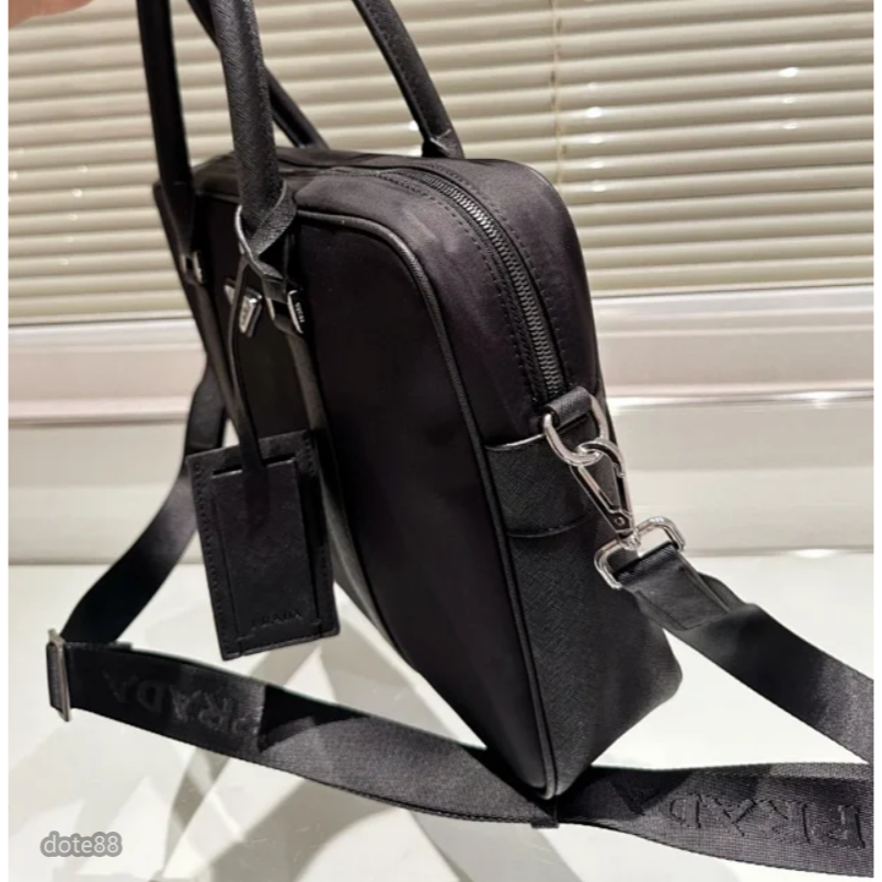 【Prada】普拉達男士手提斜挎公事包商務耐磨多功能大容量有隔層簡便送老公領導父親禮物實用出門必備簡約時尚百搭潮流休閒-細節圖5