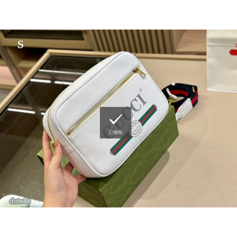 【GUCCI】古馳明星同款男女同款單肩包相機包斜挎包LOGO印花大容量順滑拉鍊單肩包休閒運動逛街生日情人節禮物-細節圖2
