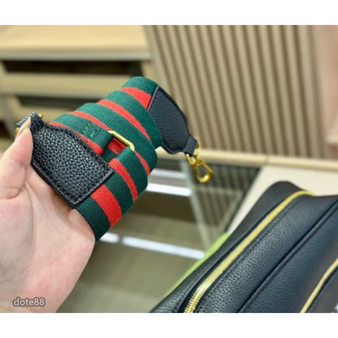 【GUCCI】古馳明星同款男女同款單肩包相機包斜挎包LOGO印花大容量順滑拉鍊單肩包休閒運動逛街生日情人節禮物-細節圖5