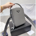 【Prada 】普拉達2023三角標多配色手機包男士休閒單肩斜挎包防水可調節肩帶耐磨耐髒多功能簡便實用生日情人節禮物-規格圖10