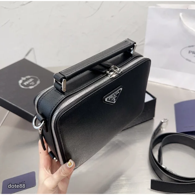 【Prada】普拉達男女同款2023年新款相機包手提小方盒包年輕時尚單肩斜挎手機包送禮物耐磨耐髒多功能簡便實用出門必備-細節圖5