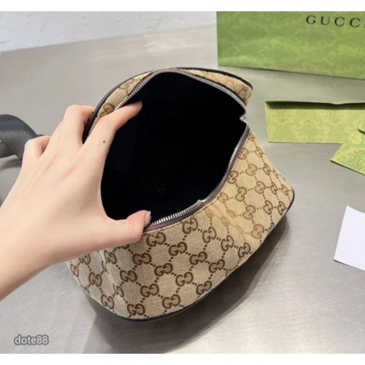 【GUCCI】古馳男士女士經典GG老花帆布腰包胸包單肩斜挎情侶包大容量多功能出門旅遊必備可斜挎休閒逛街情人節生日禮物-細節圖9