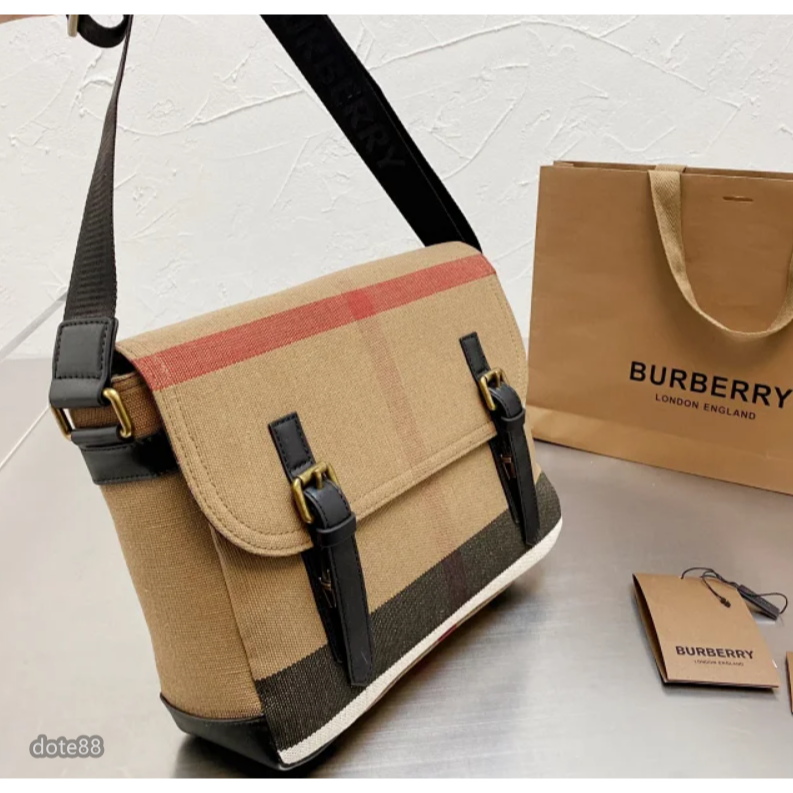 【Burberry】巴寶莉女包男包黃麻帆布拼色格紋翻蓋搭扣郵差包信使包單肩包斜挎包可調節肩帶休閒運動逛街生日情人節禮物-細節圖3