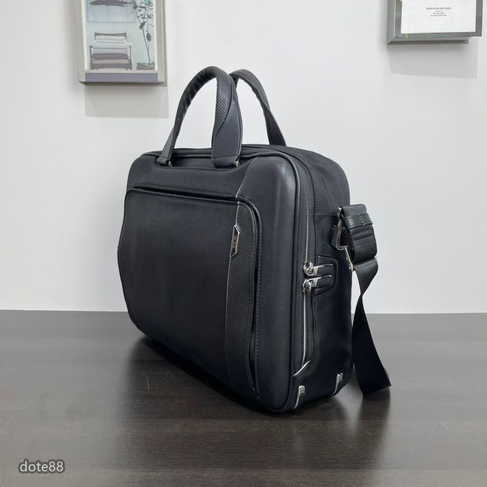 【Tumi】 途米手提包公事包彈道尼龍耐磨防水多隔層多功能可調節拆卸長肩帶容量大電腦隔層送領導送老公禮物簡約大氣實用-細節圖2