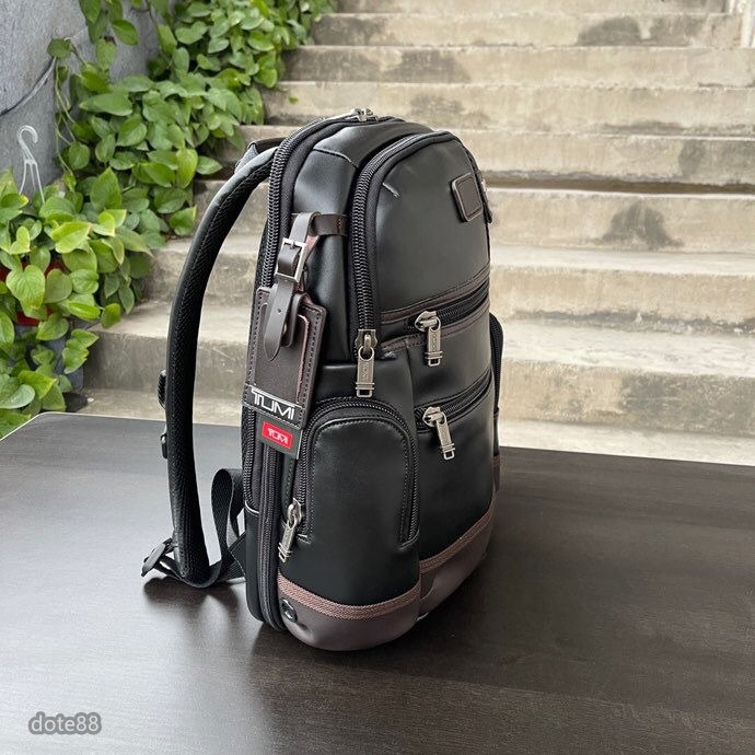 【TUMI】途米男士時尚雙肩背包登山包書包筆電包真皮材質防水多口袋隔層多耐磨耐用生日禮物簡便實用大容量輕便實用簡約-細節圖2