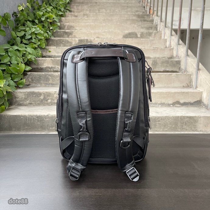 【TUMI】途米男士時尚雙肩背包登山包書包筆電包真皮材質防水多口袋隔層多耐磨耐用生日禮物簡便實用大容量輕便實用簡約-細節圖3