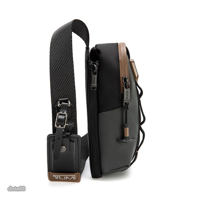 TUMI途米男士黑色單肩包胸包腰包手機包斜挎包尼龍材質拉鍊口袋鑰匙包多功能可調節肩帶送男友生日禮物大容量簡便出門必備-細節圖2