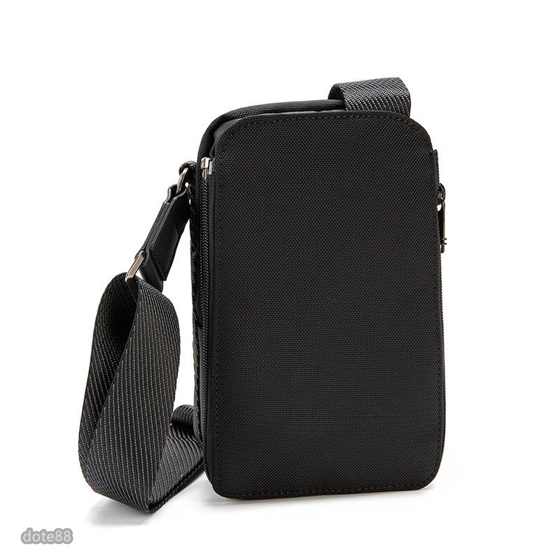 TUMI途米男士黑色單肩包胸包腰包手機包斜挎包尼龍材質拉鍊口袋鑰匙包多功能可調節肩帶送男友生日禮物大容量簡便出門必備-細節圖3