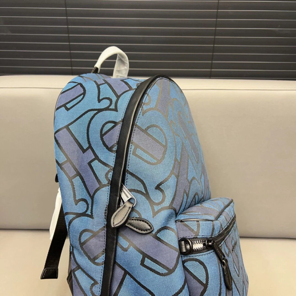 Burberry雙肩包 戰馬背包 男女通用款雙肩後背包 休閒包 經典印花藍色帆布包 男生背包 通勤百搭電腦包 多隔層筆電-細節圖7