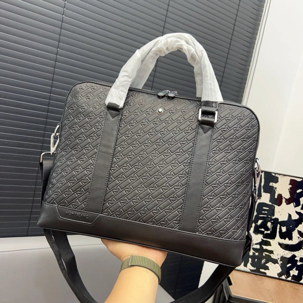 Montblanc萬寶龍公事包 M_GRAM系列牛皮壓花男生公事包 公文包 大容量筆電背包 電腦包 商務出差背包 黑色牛-細節圖4