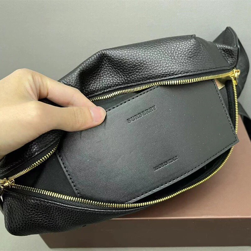 Burberry戰馬胸包 巴寶莉背包 男生胸包 男女通用款腰包 黑色真皮包包 皮質背包 斜背包 側背包 小背包 情侶包包-細節圖3