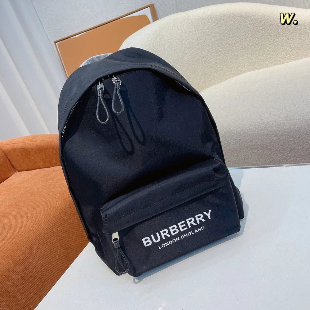 Burberry戰馬雙肩包 TheRucksack軍旅背包 男生雙肩後背包 女生背包 大容量雙肩筆電背包 手提袋 休閒包-細節圖2