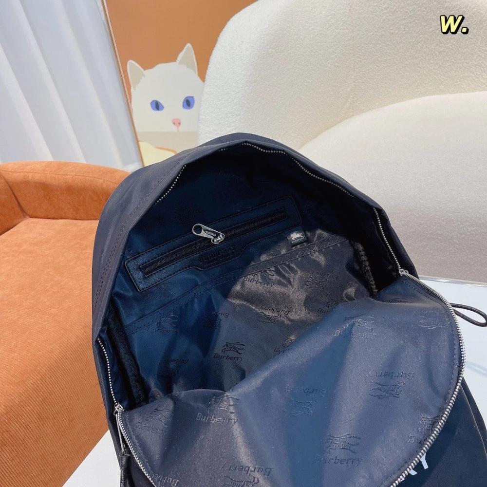 Burberry戰馬雙肩包 TheRucksack軍旅背包 男生雙肩後背包 女生背包 大容量雙肩筆電背包 手提袋 休閒包-細節圖9