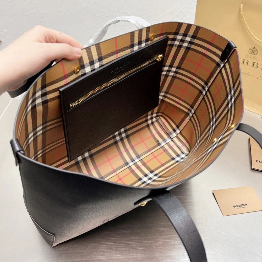 Burberry戰馬包包 巴寶莉托特包 女生包包 黑色白色皮質背包 真皮女包 大容量托特包 大方包 購物袋 單肩包 側背-細節圖6