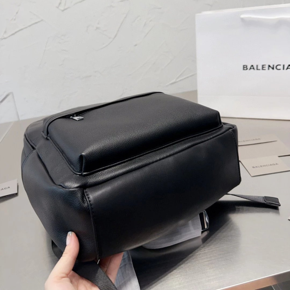 Balenciaga巴黎世家雙肩包 EVERYDAY背包 男女通用雙肩後背包 黑色真皮包包 牛皮背包 學生書包 商務通勤-細節圖4