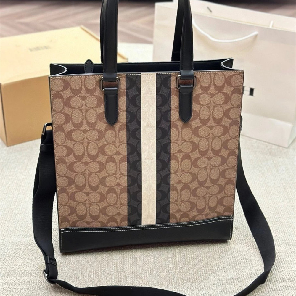 Coach蔻馳包包 graham男士豎款托特包 VARSITY條紋手提袋 商務出差公事包 電腦包 公文包 通勤百搭休閒包-細節圖6